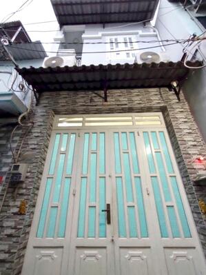 Nhà mới đẹp - Hàng hiếm Quận 6 - Gần Nguyễn Văn Luông, Hậu Giang - 2PN 2WC - SHR