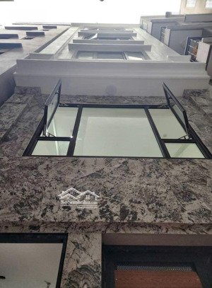 siêu phẩm cầu giấy-vị trí trung tâm-cc mini 7 tầng thang máy-full nội thất-giá nhỉnh 15 tỷ