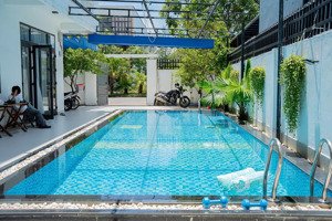 cho thuê căn hộ có hồ bơi. phòng mặt tiền cực thoáng (p201)