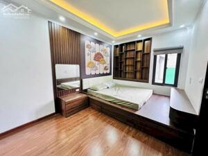 BÁn nhà ngõ 68 Cầu Giấy 6 tầng x 34m2, gần hồ, nhà đẹp, ảnh thực tế