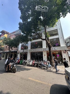 nhà mặt phố 200mx6 tầng x mặt tiền 18m, lô góc, vỉ hè,ngã tư hàng cót - hàng mã, vỉa hè, kinh doanh