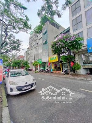 bán nhà mặt phố nguyễn đình hoàn - cầu giấy, diện tích 200m2 x mặt tiền 8m giá 73 tỷ sổ đỏ