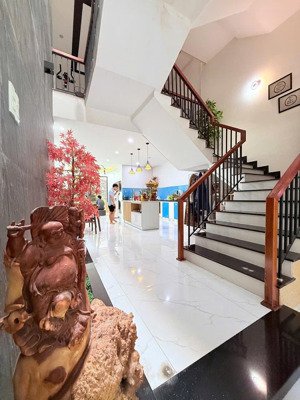 bán nhà 3 tầng 3 mê đường 7m5 lê ấm - hoà xuân, full nội thất vô ở liền