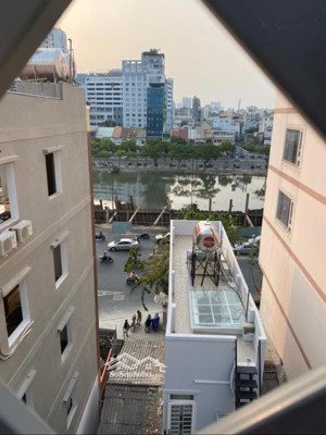 bán toà nhà công ty x - 5tầng - 5x16- thang máy- nở nậu- bến vân đồn quận 4-nhỉnh 16tỷ tl