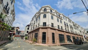 bán gấp căn góc 2 mặt đường shophouse sơn đồng center sẵn sổ đỏ, cách mỹ đình chỉ 5km. giá 11.2 tỷ