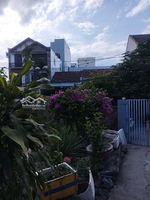 lô đất biển ngang 20m2 cực hiếm - thương lượng tốt , gần biển mỹ an.