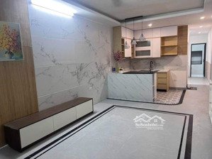 chính chủ cần bán gấp căn hộ tập thể x1 trương định 2 ngủ 40m2 tầng 2 hướng mát