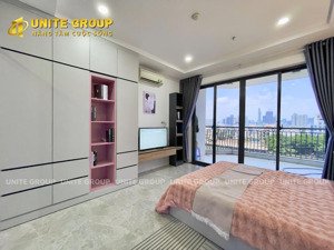 cho thuê studio, 1pn ban công lớn mặt tiền khu hưng gia , q7 full nt