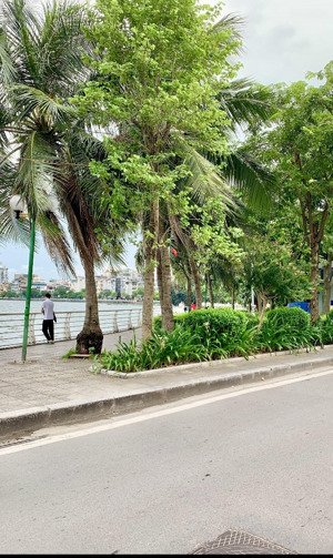 nhà dân xây view hồ tây ngõ rộng ô tô đỗ cổng võng thị - trích sài - tây hô