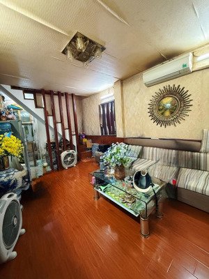 nhà sẵn ở luôn - full nội thất. 2 tầng đủ công nâng tầm giá hiếm không ai có - 1,3 tỷ - chốt