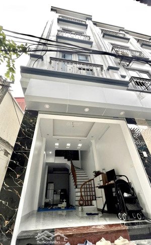 căn nhà đẹp, lô góc 3 mặt thoáng tại phú lãm hà đông 36m giá 6.6 tỷ gần đại học đại nam