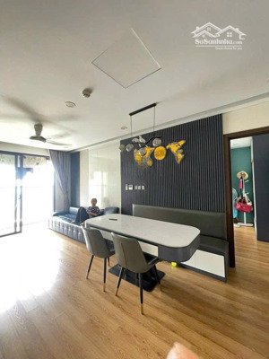 bán căn hộ chung cư goldsilk complex, giá tốt, 5,9 tỷ, 75m2, 2pn, 2wc, đầy đủ nội thất bc đông nam