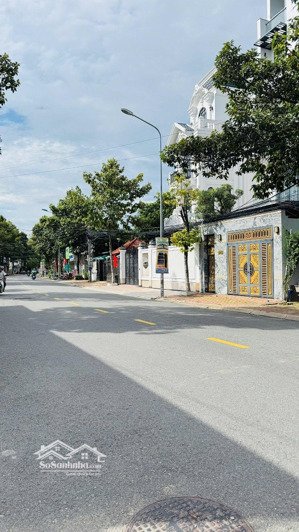 bán đất trung tâm p. dĩ an nở hậu gần siêu thị go big c