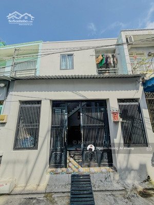 bán nhanh nhà riêng ngang khủng 5,3m x 10m khu mã lò giá siêu rẻ chỉ 69tr/m2 !