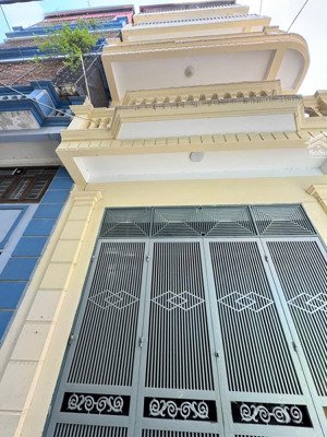 bán nhà hồ tùng mậu, gần mặt phố 48m2 phù hợp gia đình ở và kinh doanh cho thuê