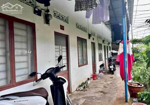 dãy phòng trọ mặt tiền Chu Huy Mân trung tâm BMT khu Me Trô cũ dân cư an ninh