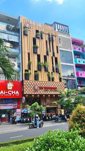 bán tòa nhà mt phố ẩm thực phan xích long -phú nhuận-( 7.9x15)- hầm 6 tầng-hdt 110tr/th- bán 39 tỷ