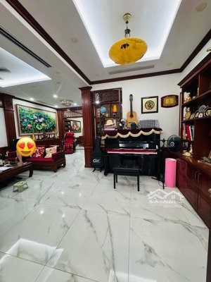 siêu hiếm! phố thọ tháp cầu giấy, gara 2 ôtô, nhà đẹp, đẳng cấp, khu vip toàn quan chức 103m2-6m mt