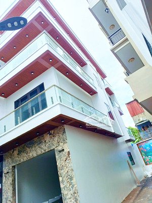 nhà hiếm! mới 4 tầng, diện tích 61m², lô góc 2 mặt tiền thoáng mát, giá tốt 4 tỷ. ô tô, an cư đỉnh