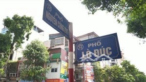 cần bán nhà 4 tầng ngõ rộng phố lò đúc hà nội .đi lại thuận lợi giá tốt