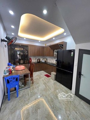 bán nhà riêng mỹ đình, dân xây, tặng nội thất, diện tích sử dụng 36m, 5 tầng, giá chào chỉ 6.3 tỷ.