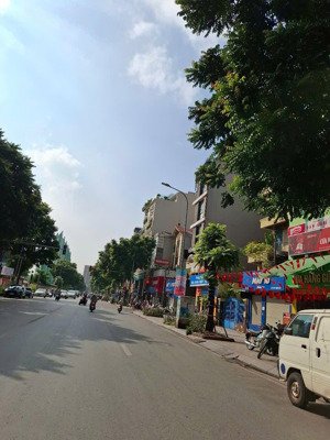 gà đẻ trứng vàng - ccmn 8 tầng thang máy mới tinh - đầy đủ pccc - gần phố 23p khép kín full đồ