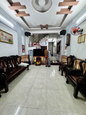 115m2, bán nhà 4 tầng, 9pn, hxh, 1/ nguyễn văn quá, dht, q.12, 8 tỷ nhỉnh xíu