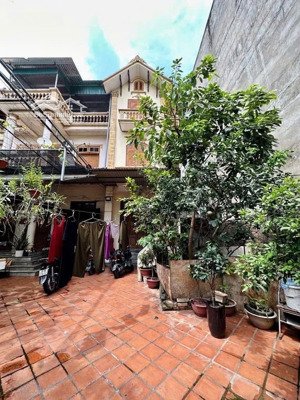 nhà đẹp an dương vương , ô tô tránh, ngõ thông : 158m2, 3t, mt 6.5 - 32,5 tỷ tây hồ