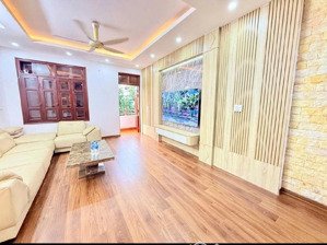 chính chủ cần bán nhà di trạch diện tích 53m2 mặt tiền 6.3m giá bán 5 tỷ