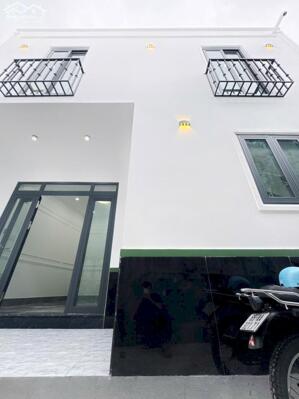 Nhà trệt lầu xây mới hẻm 52 Hùng Vương, gần siêu thị Vincom