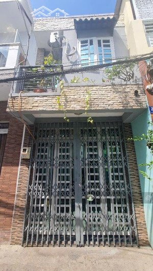 cho thuê nguyên căn 2pn 1wc chỉ 5.5 triệu, kinh dương vương, gần cv phú lâm