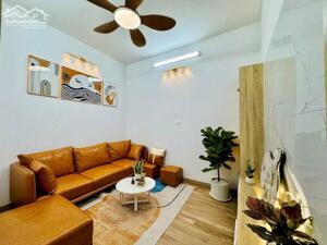 Bán nhà Ngọc Hà phân lô 3 mặt thoáng gần ô tô gần hồ nhà nhỏ xinh đầy đủ công năng full nội thất 18m giá 5.1 tỷ .