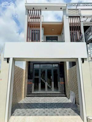 Bán nhà lầu vừa hoàn thiện cách ngã tư Tân Bình -Vĩnh Cửu chỉ 1p di chuyển