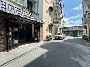 cần tiền kinh doanh - bán nhà ung văn khiêm, 5 tầng, 6 phòng, (4x17m), hẻm xe hơi, giá 13.8 tỷ tl