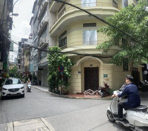 bán nhà phân lô nguyên hồng - 5 tầng mt 5m. 55m2 chỉ nhỉnh 24 tỷ