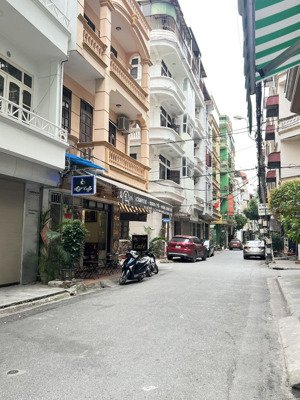 phân lô - ô tô tránh - hoàng quốc việt - 6t thang máy - 62m x mt 5.2m - làm vp, kd + ở. giá 26,2 tỷ