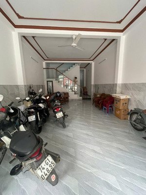 bán nhà 3 tầng mặt tiền trần quang diệu sát monarchy & euro village, 13 tỷ 9