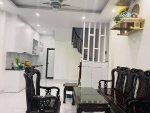 nhà cực gần ô tô cách mặt phố chỉ 100m, ngõ rộng, thoáng vị trí vàng đáng mua nhất khu!