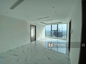 bán căn 3 ngủ sunshine city 90m2 đồ cơ bản - giá 9 tỷ sổ đỏ sang tên