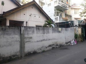 "chỉ 112 tr/m² hxh lạc long quân, tân bình, ngang 5m cách ngã tư âu cơ- lạc long quân 50m.