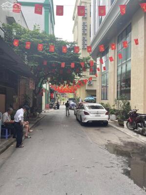 Bán nhà Phạm Thận Duật 55m2*4T, MT6m ngõ thông kinh doanh trải nhựa, ô tô đỗ cửa, 16 tỷ