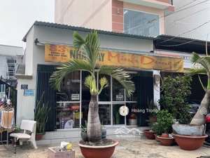 mặt tiền đường số tại tân quy, quận 7 - 144m2 ( 8x20m ) - cấp 4 tiện xây mới