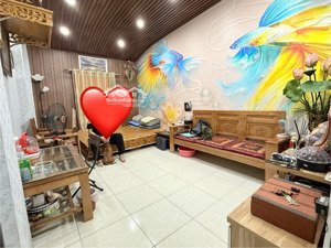 cần bán căn hộ tập thể tầng 2 tại võ thị sáu, thanh nhàn quận hai bà trưng. dt 80m2 2pn giá 4.25tỷ