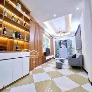 cần bán gấp- nhà đẹp trương định- ngõ nông gần phố -vị trí trung tâm - hai bà trưng