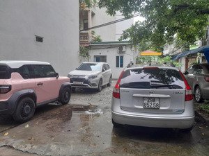 bán nhà ngọc lâm, long biên, 60m*4t, 11,99 tỷ. 1 bước ô tô.