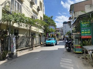 duy nhất tây hồ - đất rộng - ô tô vào nhà - cách phố vài bước chân - ở hay xây toà mới to đẹp #tay