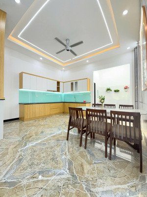 bán nhà sổ hồng riêng phường an phú thuận an bình dương ,