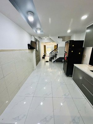 hàng hot!! dts 166m2 chỉ 5,8x tỷ- p8 trung tâm gò vấp