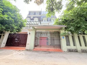 66 tỷ, biệt thự 194m2, kđt mỹ đình, n.từ liêm, mt 9m, 4 tầng, gara ô tô.