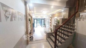 nha mặt tiền 5 tầng giá nhỉnh 12 tỷ mặt tiền đường lớn xe oto xe tải đâu trước nhà